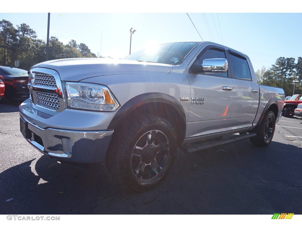 2014 1500 Laramie Crew Cab 4x4 - Bright Silver Metallic / Black photo #3