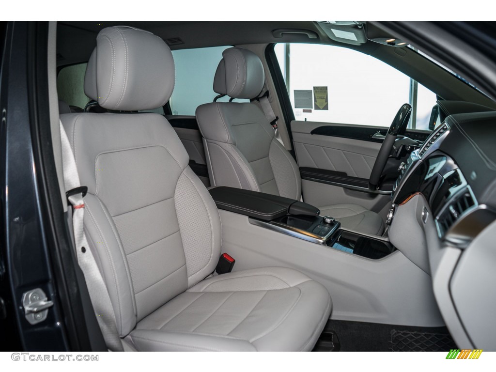 2016 Mercedes-Benz GL 550 4Matic Front Seat Photo #108629317