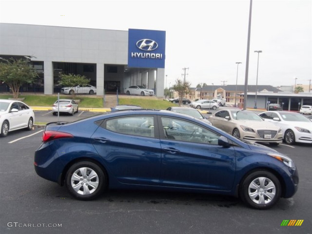 2016 Elantra SE - Blue / Beige photo #11