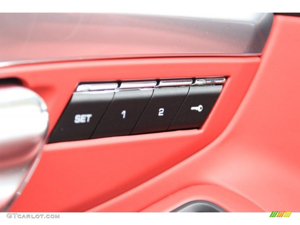 2016 Porsche 911 Targa 4S Controls Photo #108640415