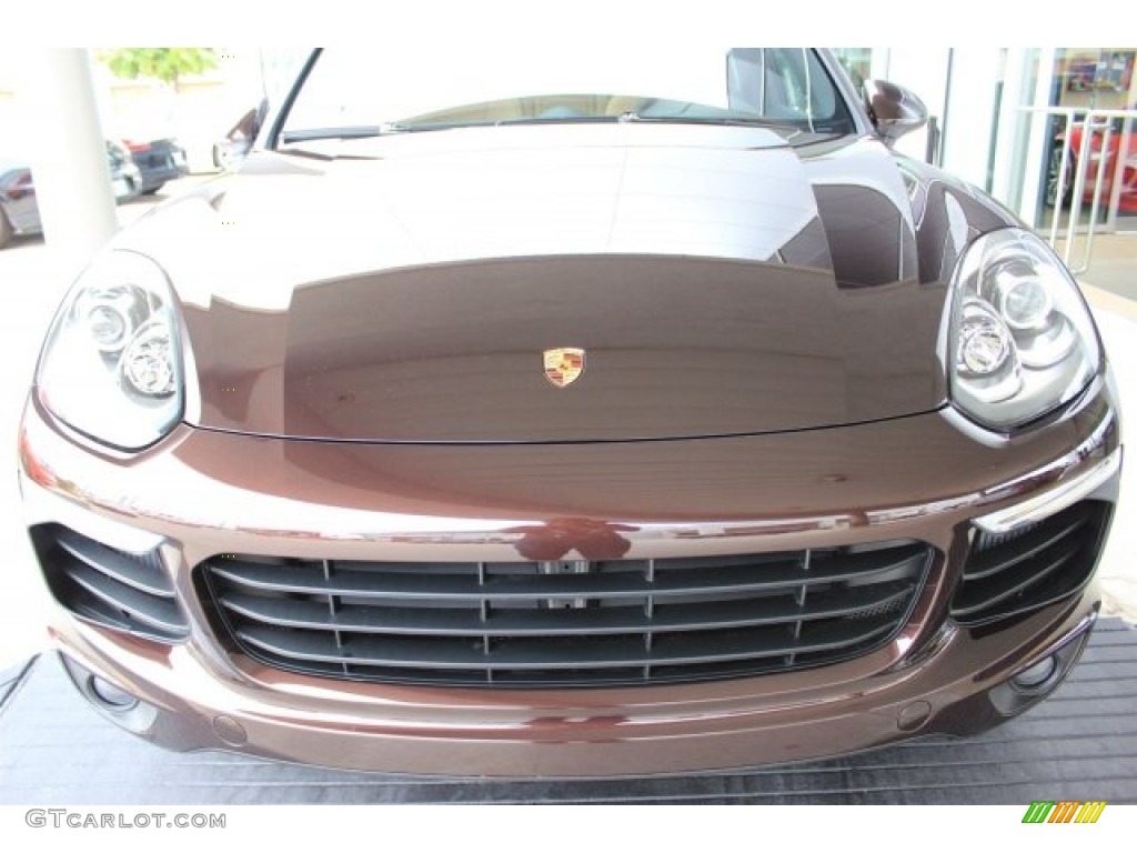 2016 Cayenne Diesel - Mahogany Metallic / Black/Luxor Beige photo #2