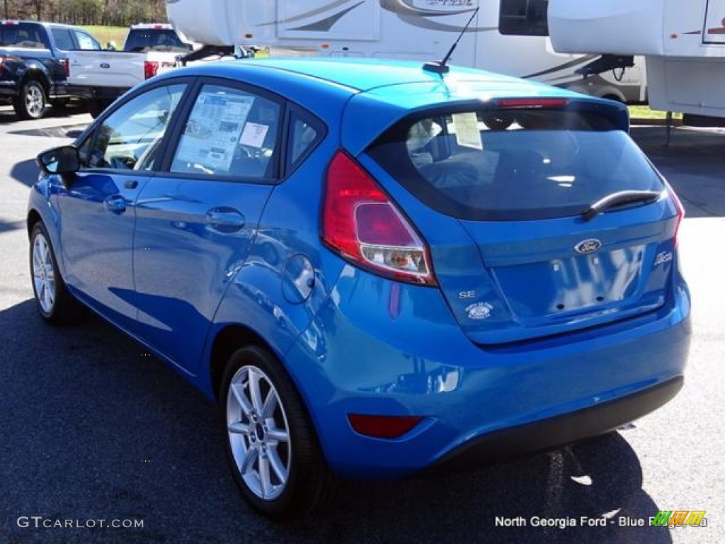 2016 Fiesta SE Hatchback - Blue Candy Metallic / Charcoal Black photo #2