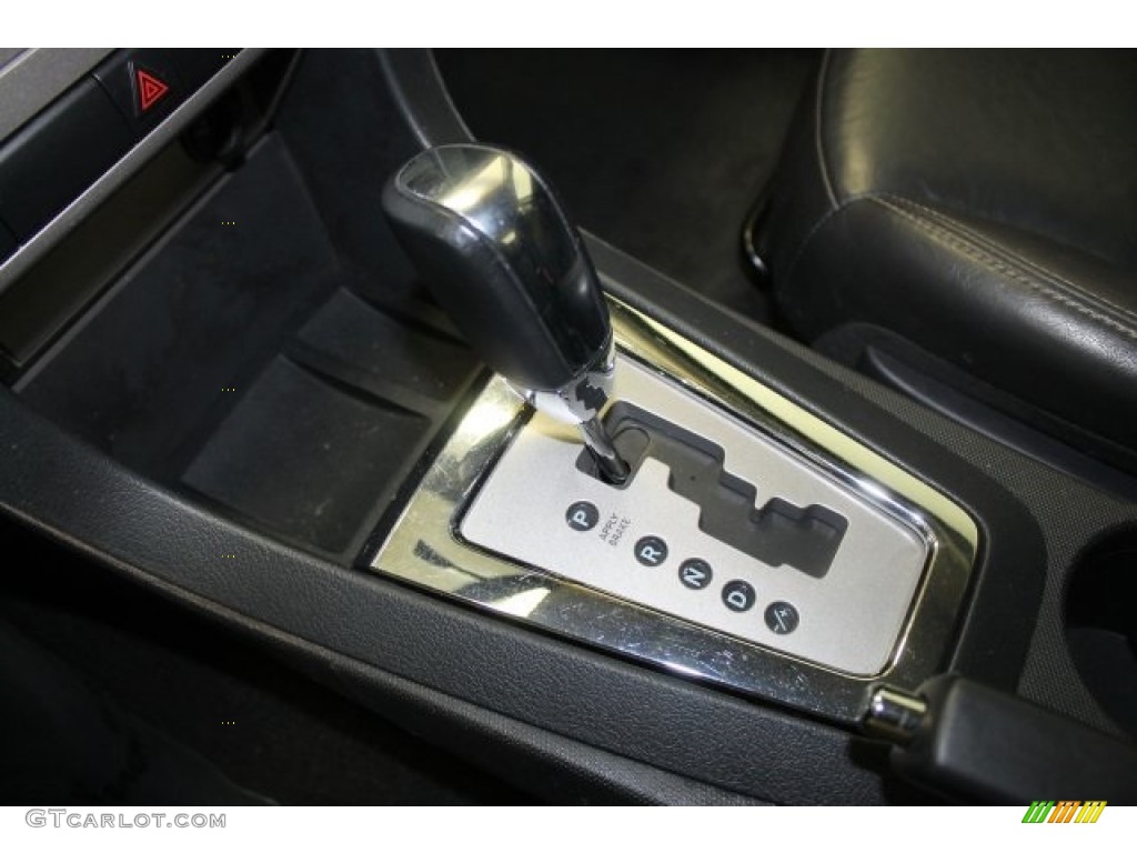 2010 Avenger R/T - Brilliant Black Crystal Pearl / Dark Slate Gray photo #30