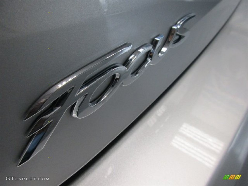 2016 Focus SE Sedan - Ingot Silver / Medium Light Stone photo #7