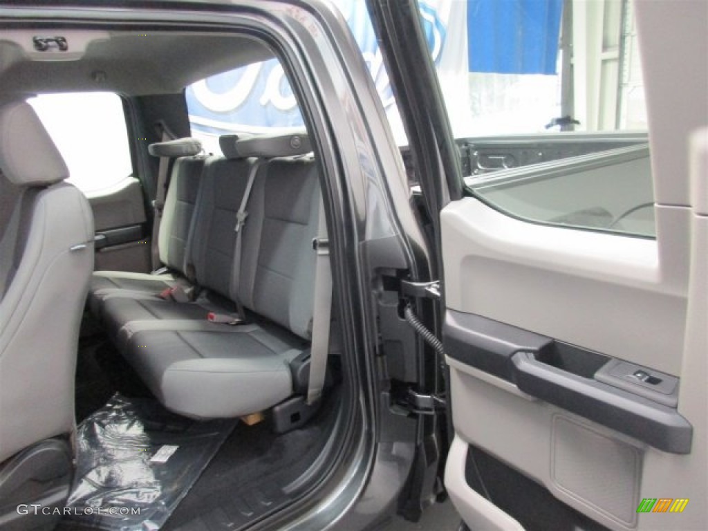 2016 F150 XL SuperCab - Magnetic / Medium Earth Gray photo #11