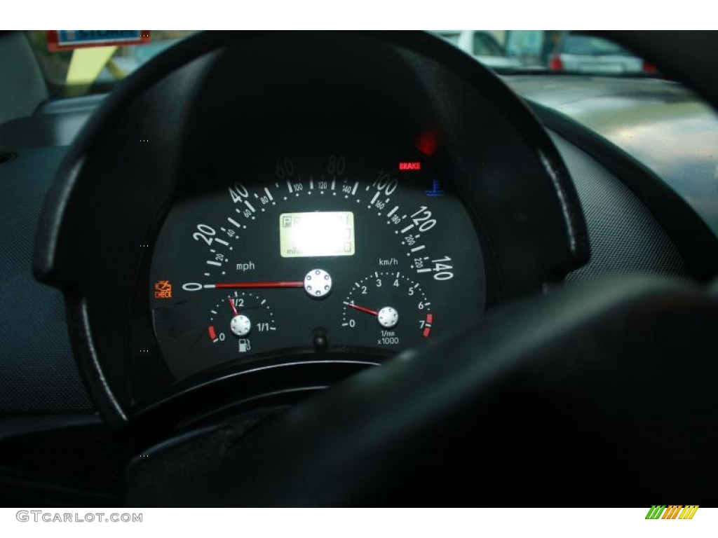 2001 New Beetle GLS Coupe - Yellow / Black photo #9