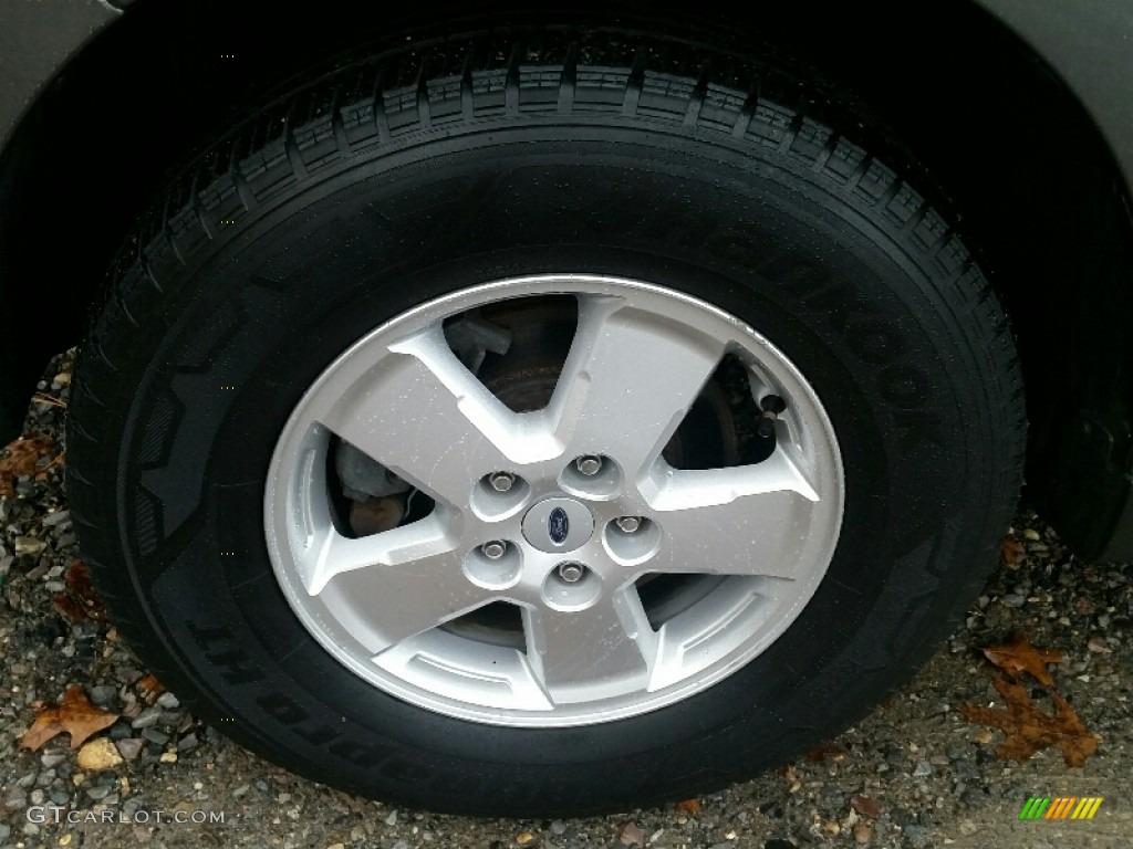 2010 Escape XLT V6 - Sterling Grey Metallic / Charcoal Black photo #27