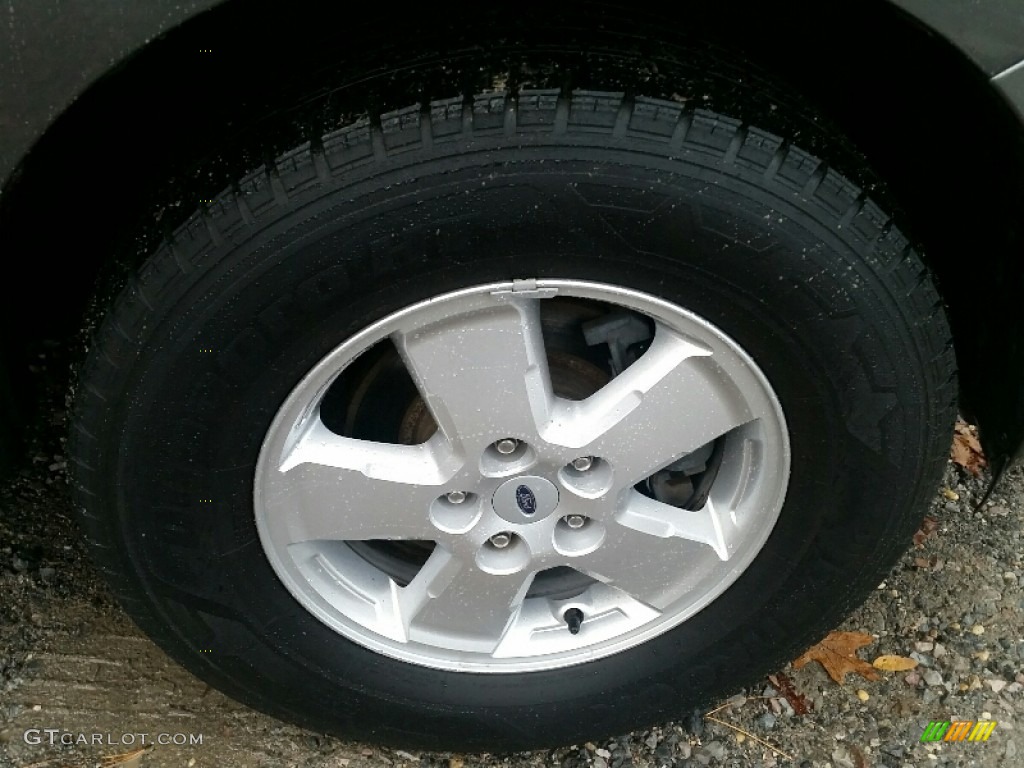 2010 Escape XLT V6 - Sterling Grey Metallic / Charcoal Black photo #30