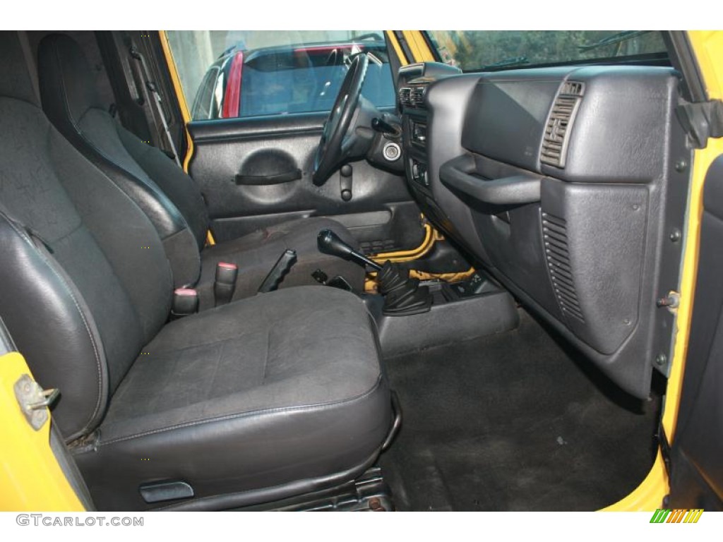2001 Wrangler Sport 4x4 - Solar Yellow / Agate Black photo #24