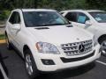 Arctic White - ML 350 4Matic Photo No. 3