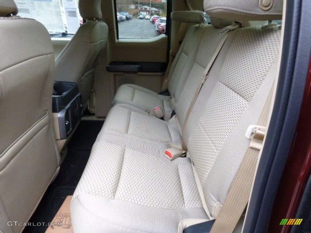 2016 Ford F150 XLT SuperCab 4x4 Rear Seat Photo #108659486