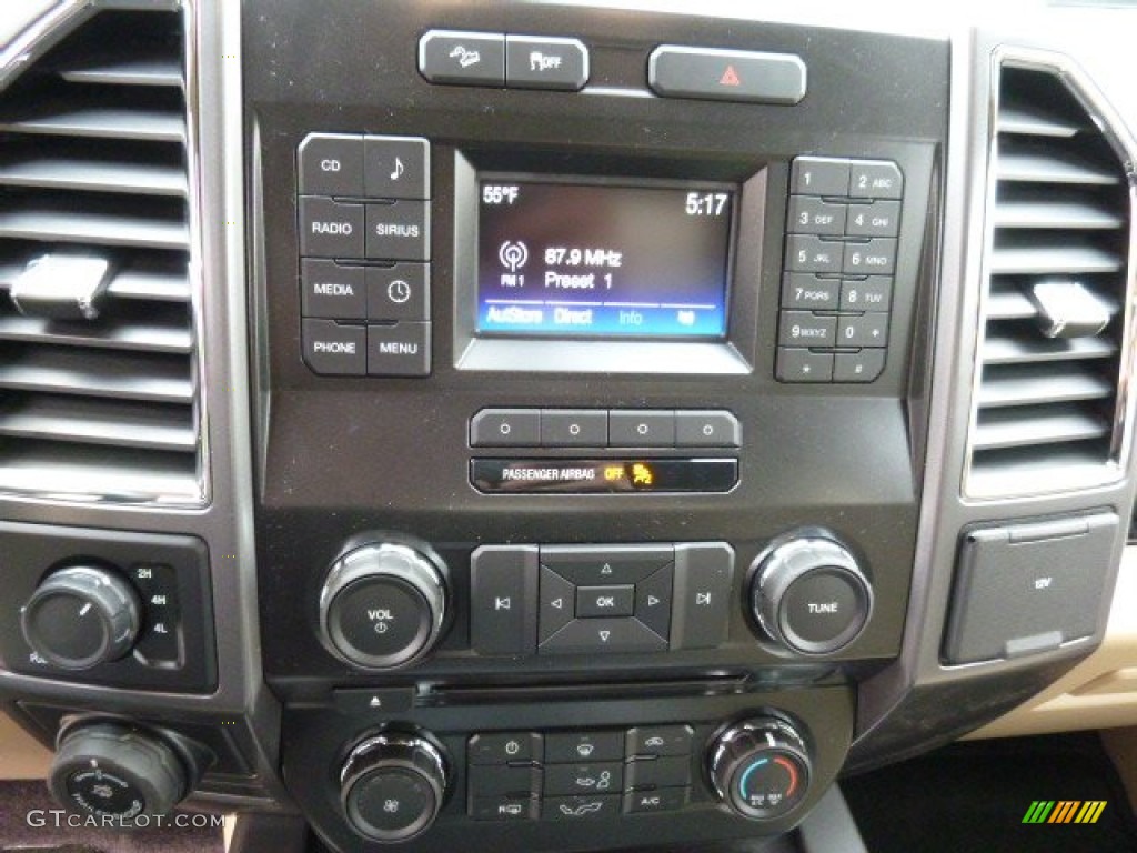 2016 Ford F150 XLT SuperCab 4x4 Controls Photo #108659628