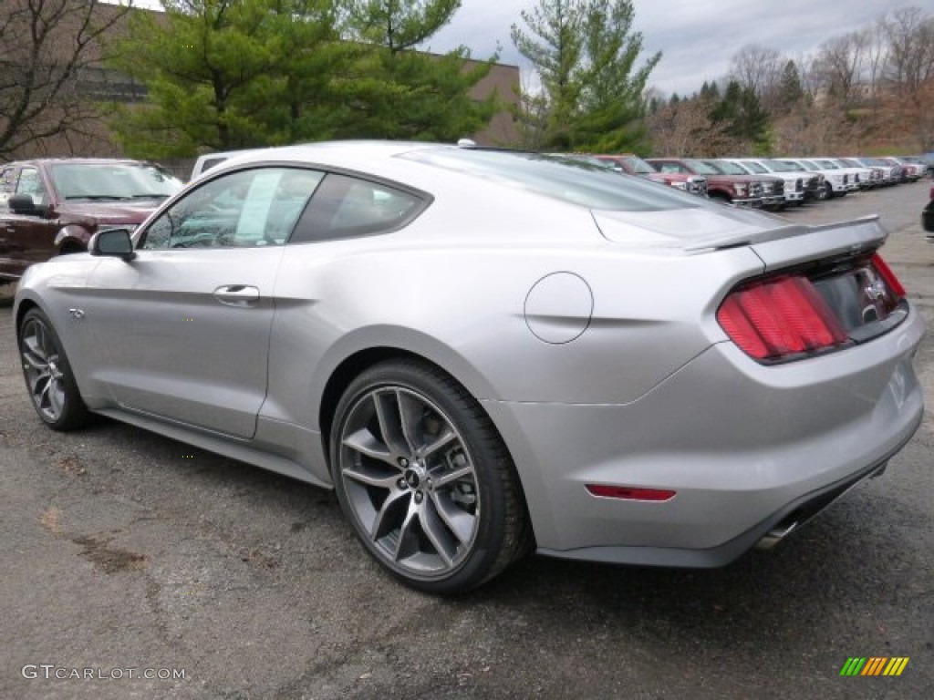 2016 Ingot Silver Metallic Ford Mustang Gt Premium Coupe 108643667 2016 Mustang Gt Premium Coupe Ingot Silver Metallic Ebony Photo 4