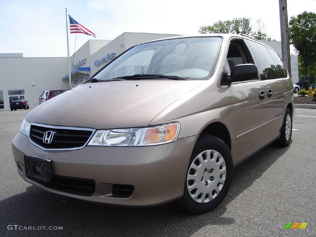 Sandstone Metallic Honda Odyssey