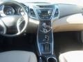 Red - Elantra SE Photo No. 20