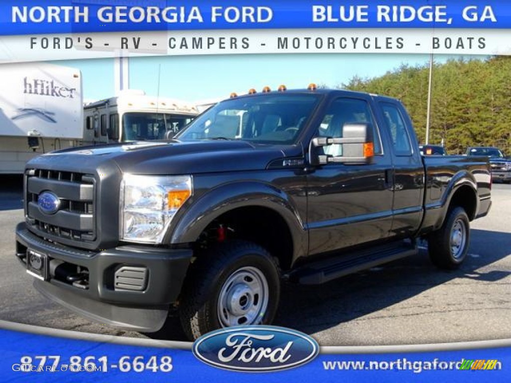 2016 F250 Super Duty XL Super Cab 4x4 - Magnetic Metallic / Steel photo #1