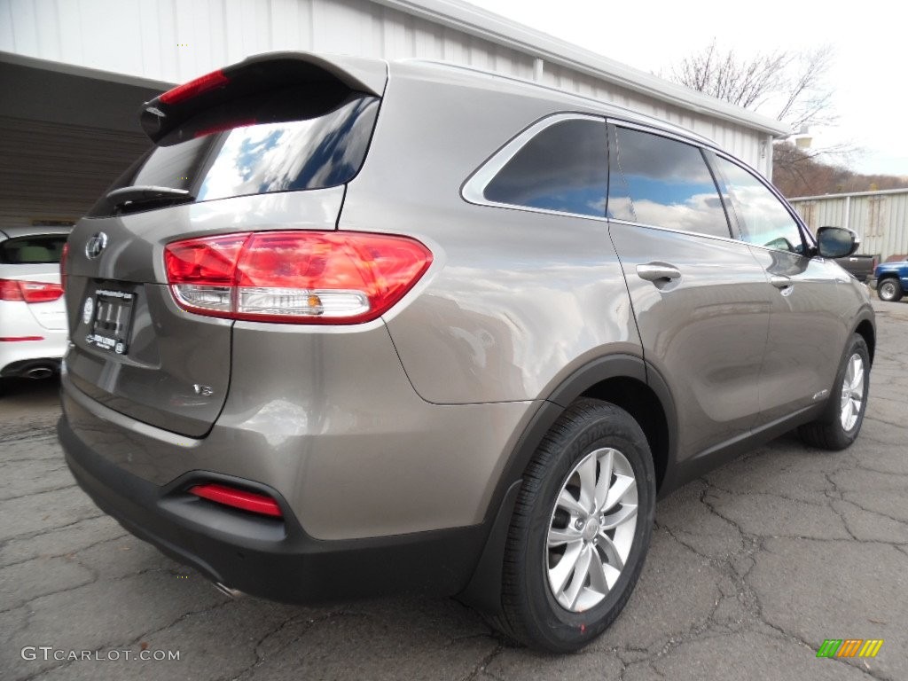 Sparkling Silver 2016 Kia Sorento LX V6 AWD Exterior Photo #108674479