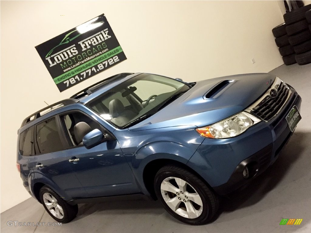 2009 Forester 2.5 XT Limited - Newport Blue Pearl / Platinum photo #128