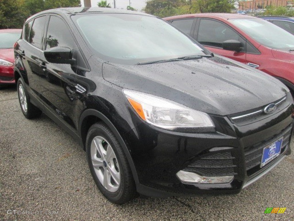 2016 Escape SE - Shadow Black / Charcoal Black photo #3