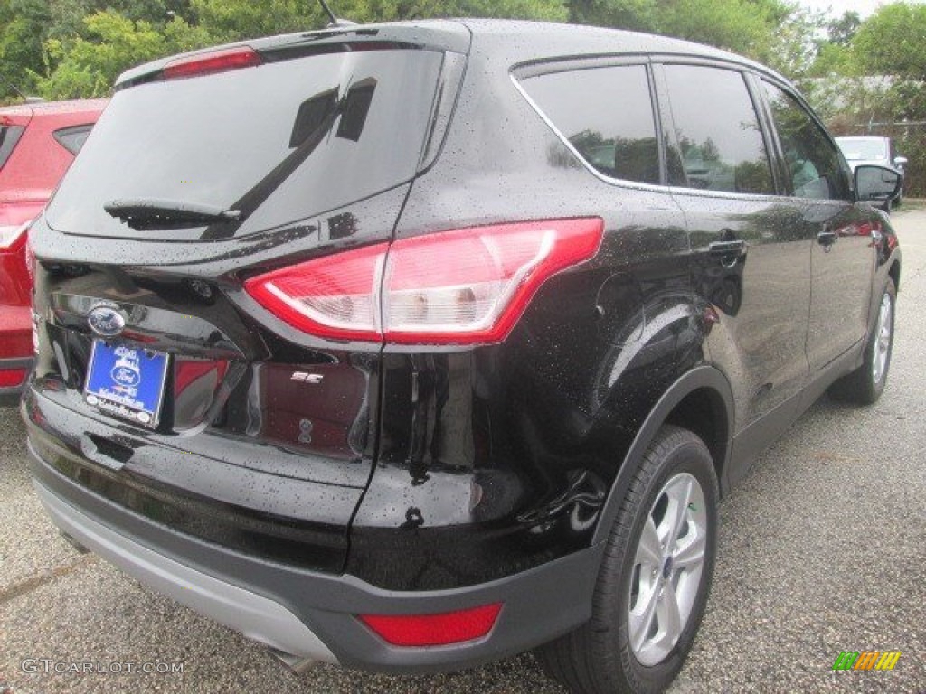 2016 Escape SE - Shadow Black / Charcoal Black photo #25
