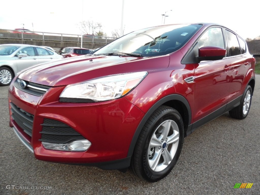 2016 Escape SE 4WD - Ruby Red Metallic / Charcoal Black photo #8
