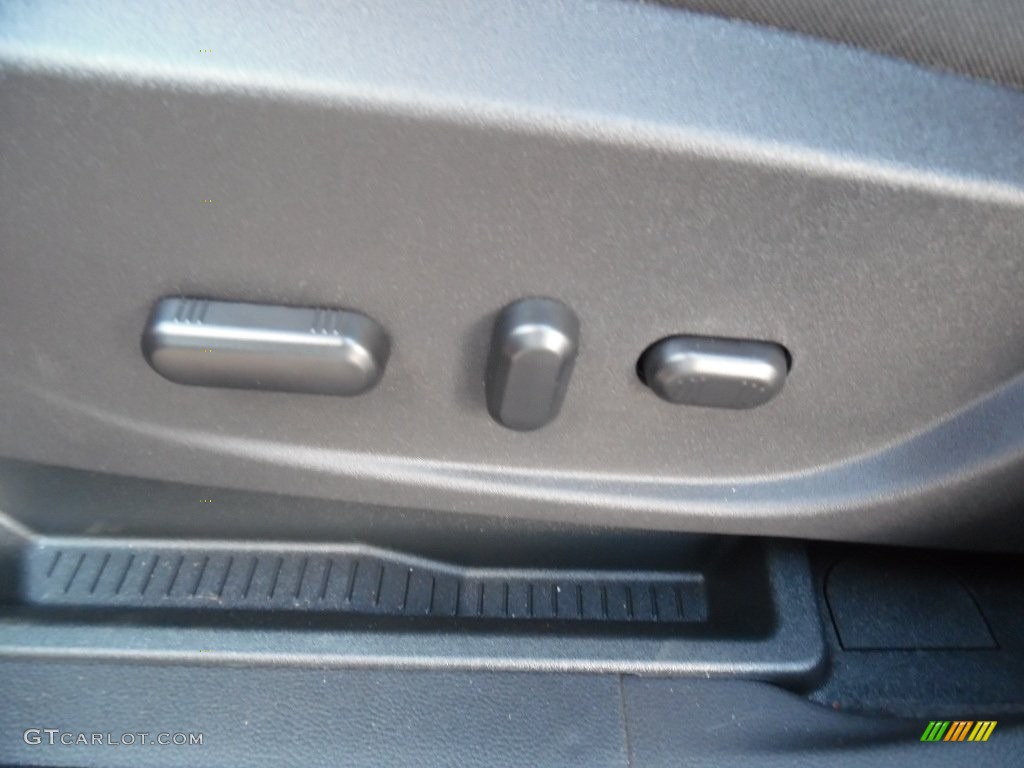 2016 Escape SE 4WD - Ruby Red Metallic / Charcoal Black photo #17