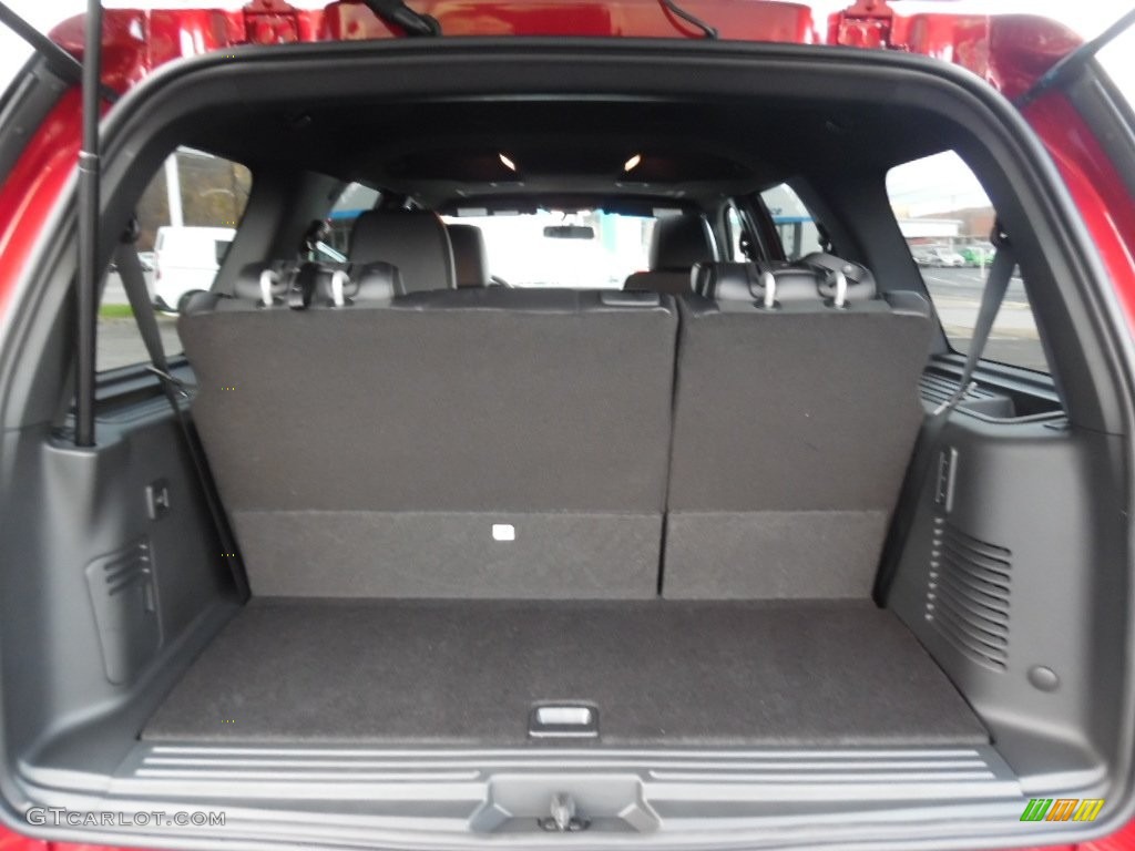 2016 Ford Expedition XLT 4x4 Trunk Photos