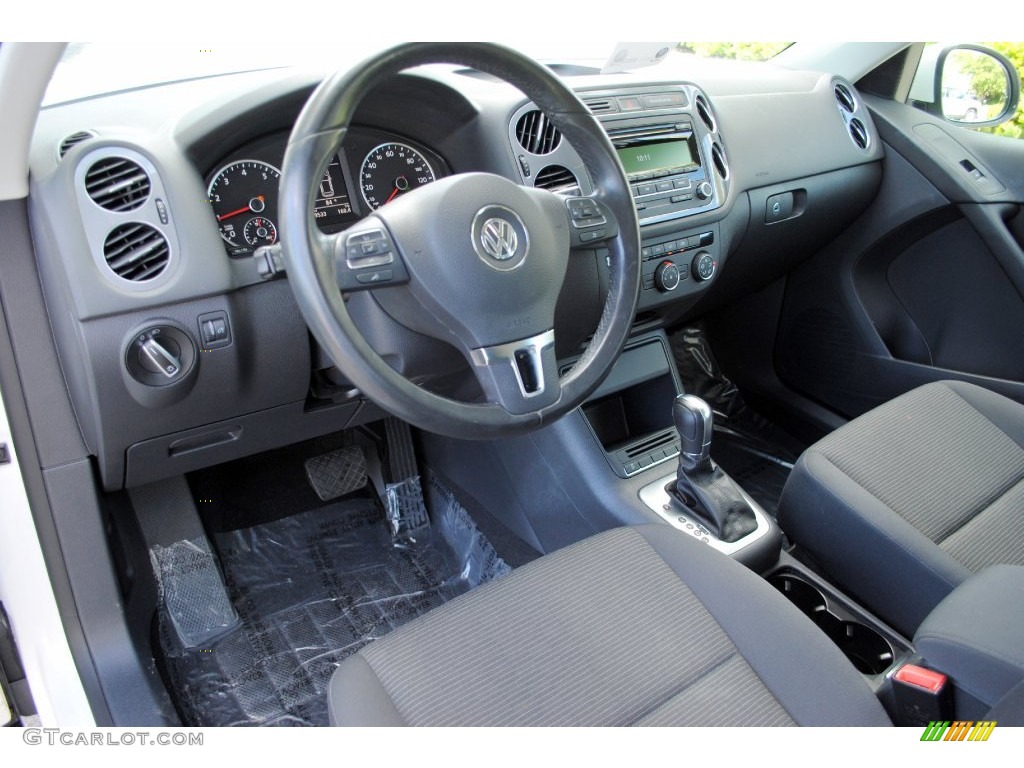 2013 Volkswagen Tiguan S Interior Color Photos