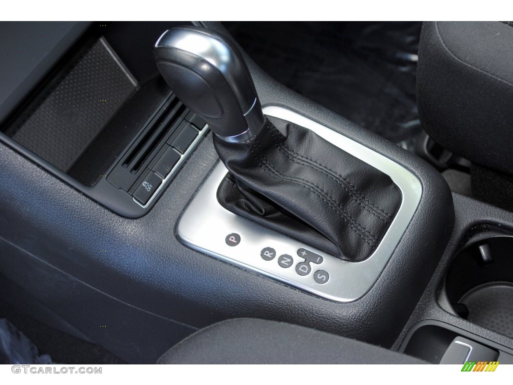 2013 Volkswagen Tiguan S Transmission Photos