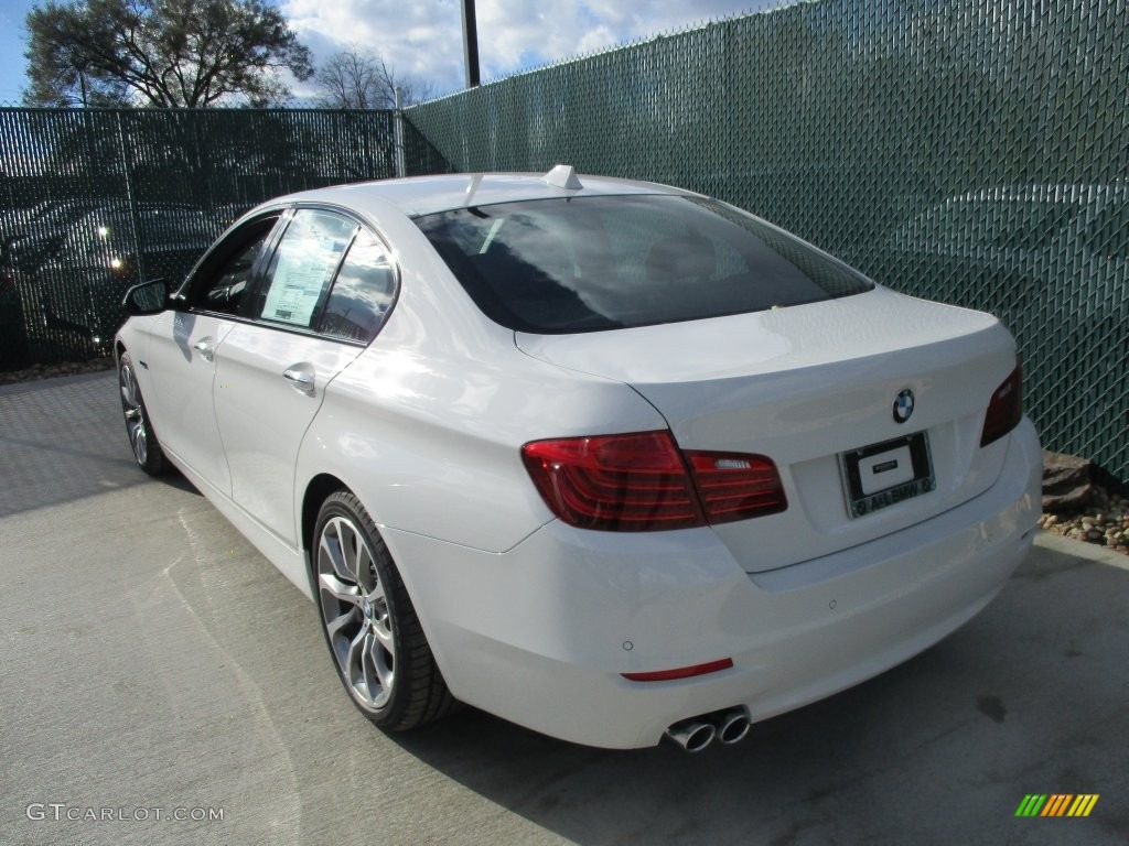 2016 5 Series 528i xDrive Sedan - Alpine White / Black photo #4