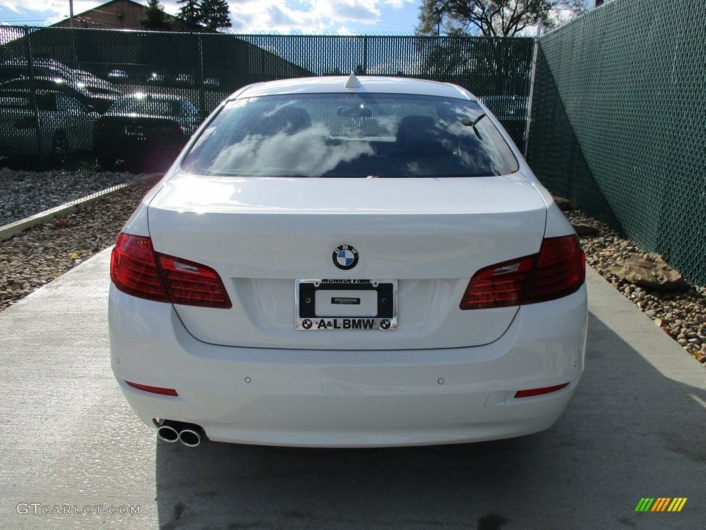 2016 5 Series 528i xDrive Sedan - Alpine White / Black photo #5