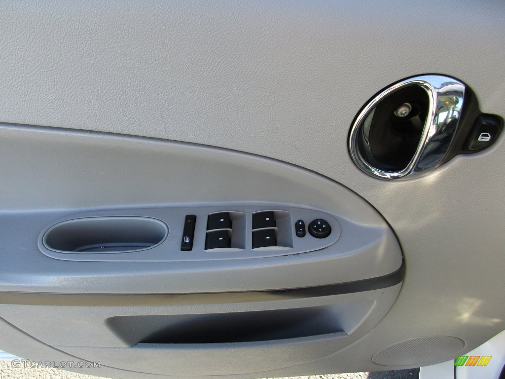 2011 HHR LT - Arctic Ice White / Gray photo #10