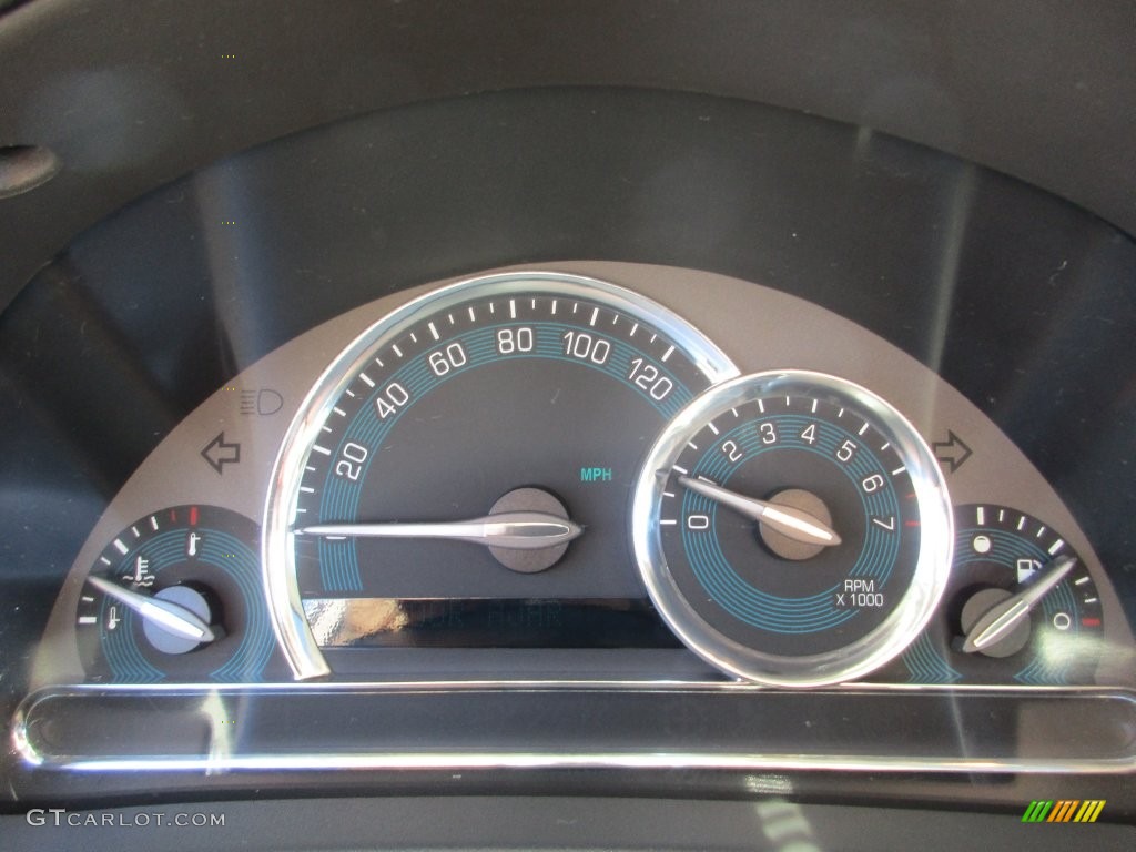2011 HHR LT - Arctic Ice White / Gray photo #12
