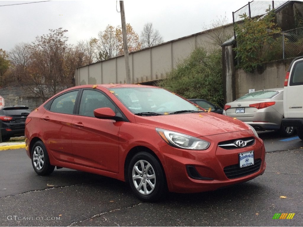 2013 Accent GLS 4 Door - Boston Red / Gray photo #3