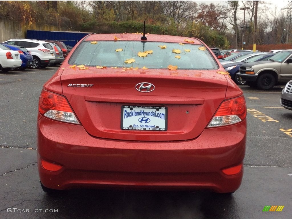 2013 Accent GLS 4 Door - Boston Red / Gray photo #5