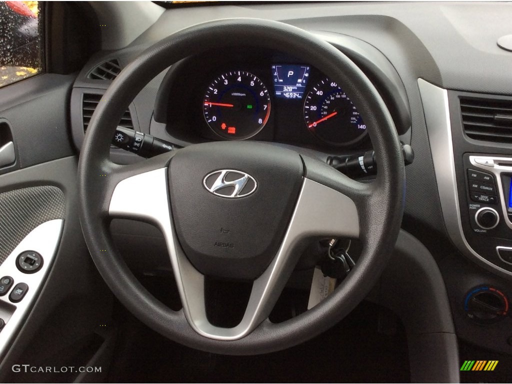 2013 Accent GLS 4 Door - Boston Red / Gray photo #17