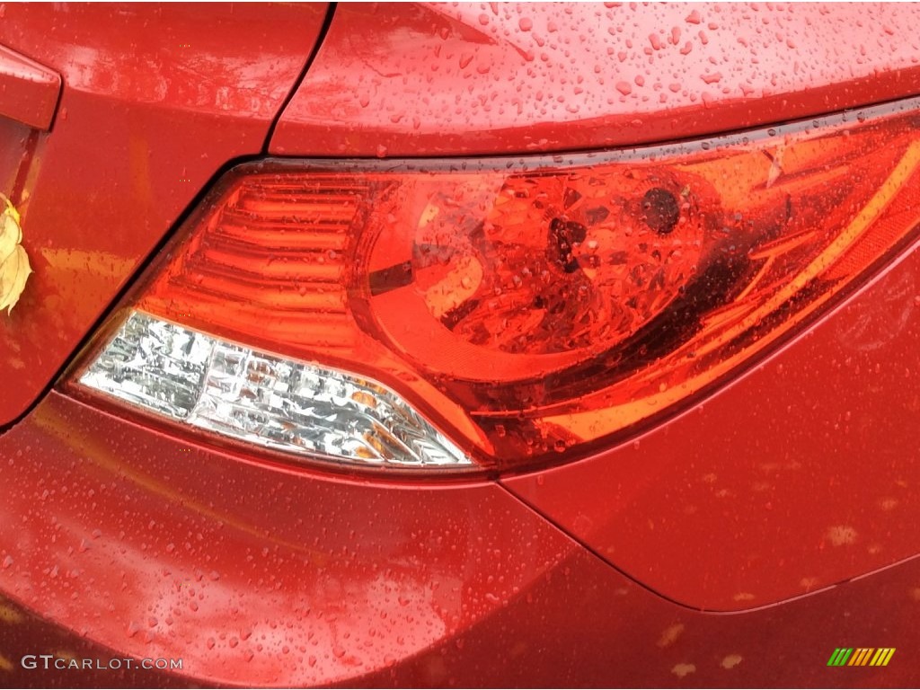 2013 Accent GLS 4 Door - Boston Red / Gray photo #21