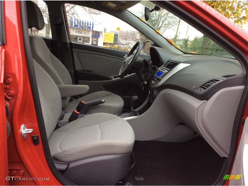 2013 Accent GLS 4 Door - Boston Red / Gray photo #25