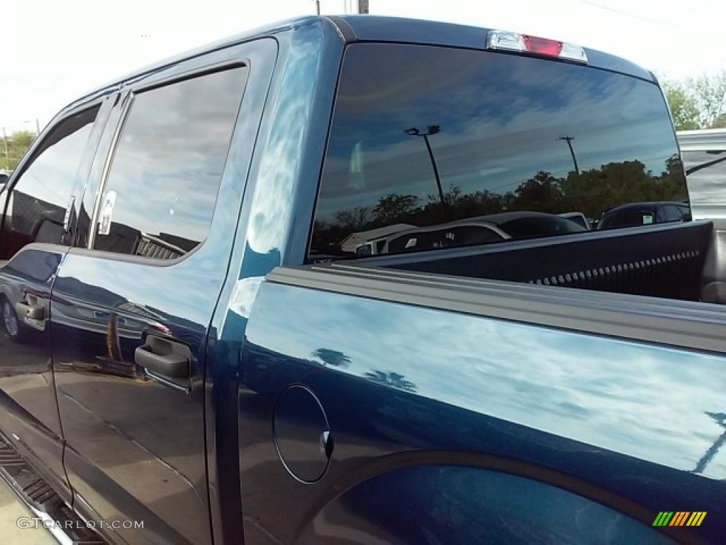 2015 F150 XLT SuperCrew - Blue Jeans Metallic / Medium Earth Gray photo #10