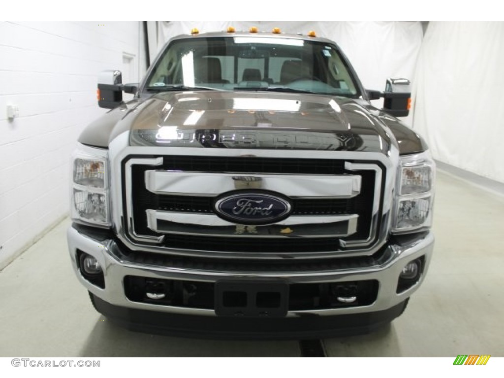 2016 F250 Super Duty XLT Crew Cab 4x4 - Caribou Metallic / Adobe photo #2