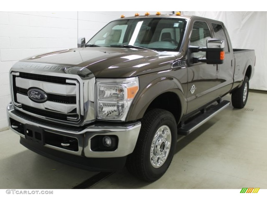 2016 F250 Super Duty XLT Crew Cab 4x4 - Caribou Metallic / Adobe photo #3