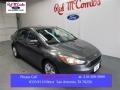 Magnetic - Focus SE Sedan Photo No. 1