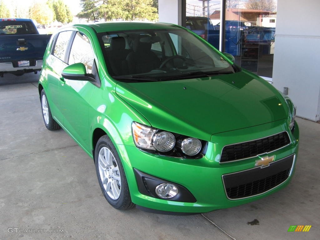 Dragon Green Metallic Chevrolet Sonic
