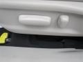 Blizzard White Pearl - Venza XLE Photo No. 16