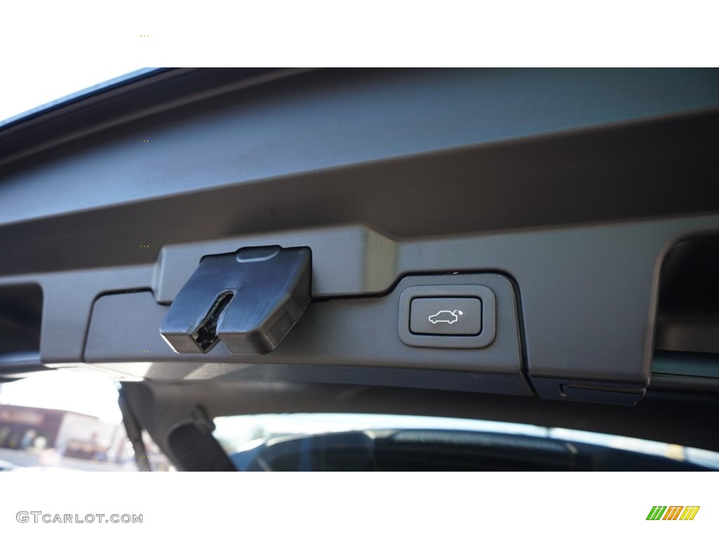 2013 Range Rover Evoque Pure - Mauritius Blue Metallic / Ebony photo #38