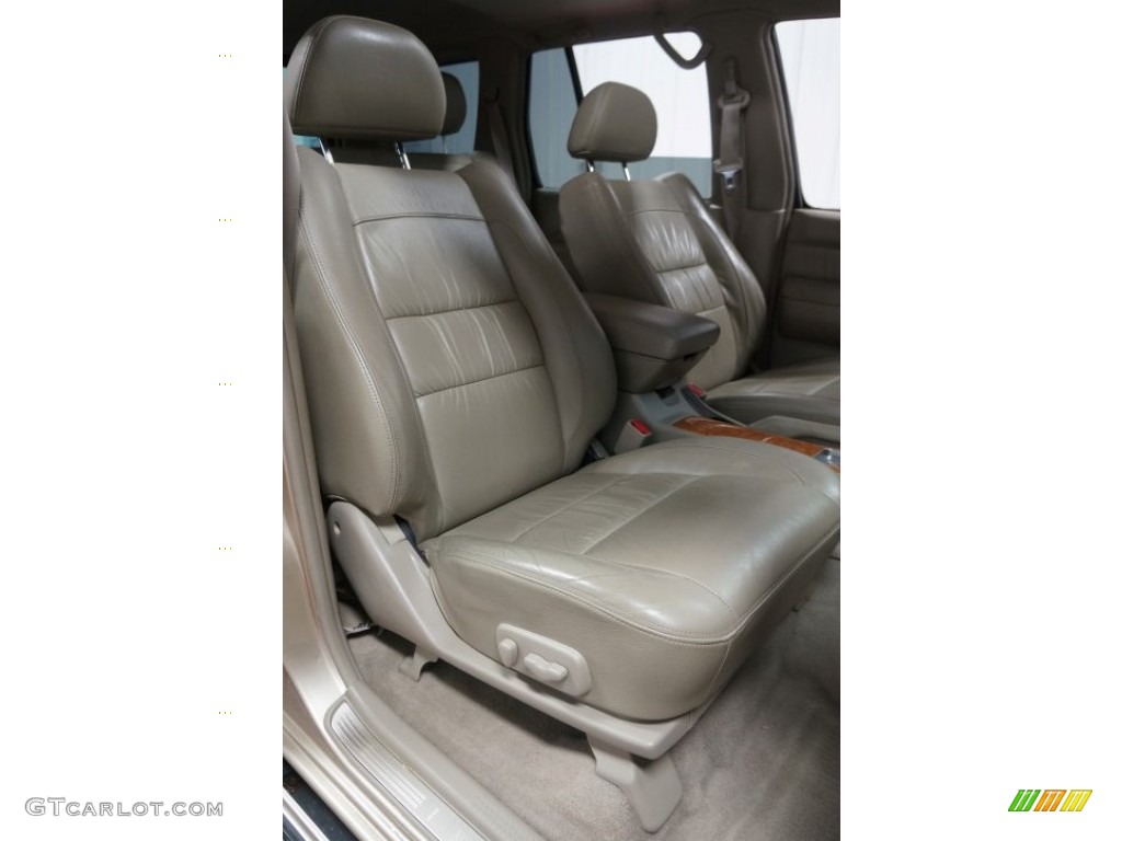 2001 QX4 4x4 - Tuscan Beige Metallic / Stone Beige photo #18