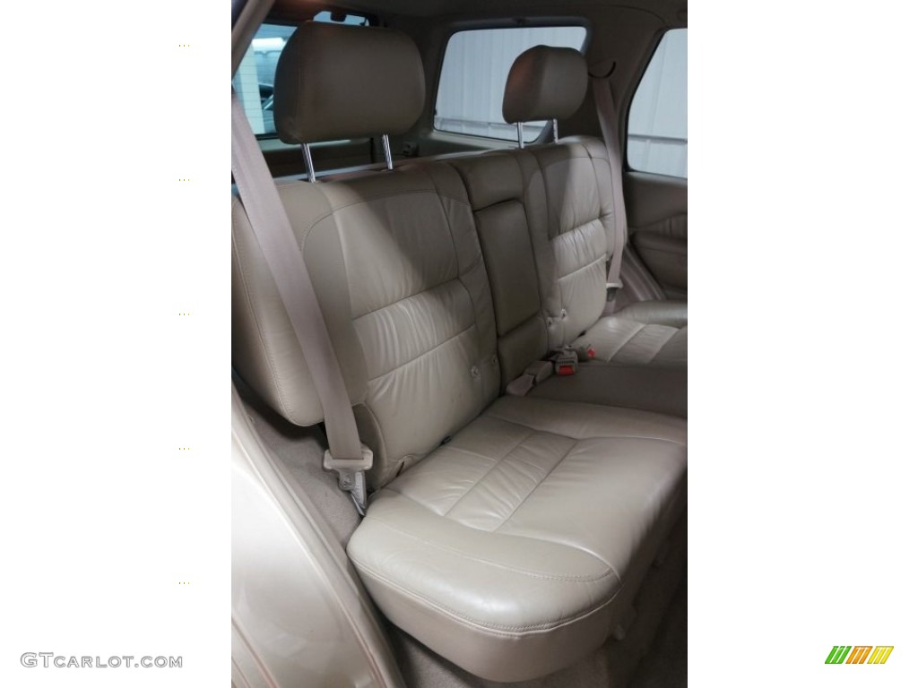 2001 QX4 4x4 - Tuscan Beige Metallic / Stone Beige photo #19