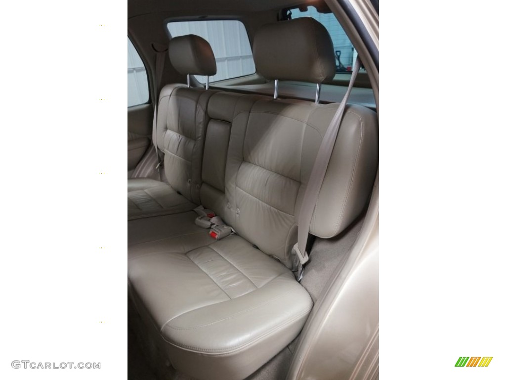 2001 QX4 4x4 - Tuscan Beige Metallic / Stone Beige photo #23