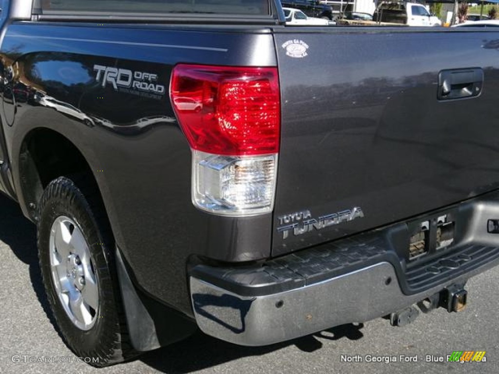 2013 Tundra Limited CrewMax 4x4 - Magnetic Gray Metallic / Graphite photo #38
