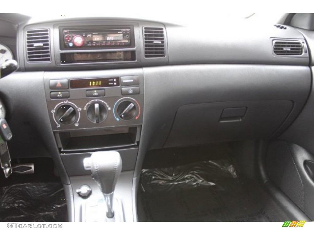2004 Corolla S - Lunar Mist Silver Metallic / Black photo #13